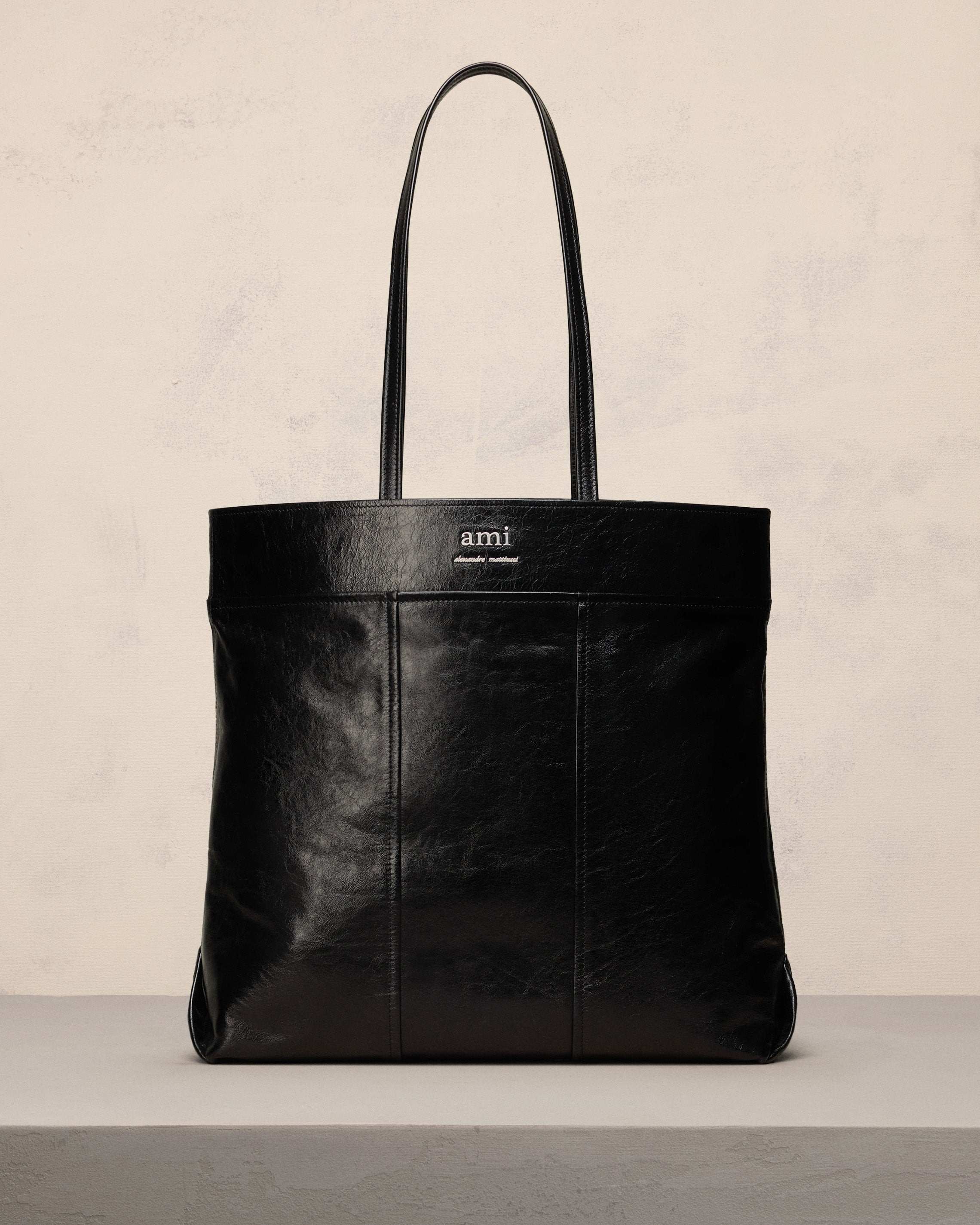 Black North South Ami Tote Bag | AMI PARIS