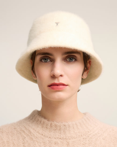 									Ami de Coeur Stud Bucket Hat - 3								 - Ami Paris