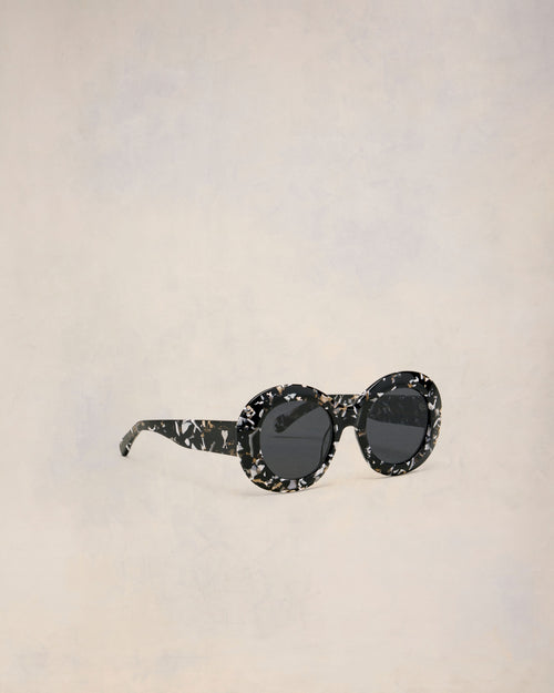 Rounded Ami de Coeur Sunglasses - 7 - Ami Paris