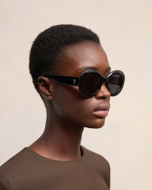 Rounded Ami de Coeur Sunglasses - 4 - Ami Paris