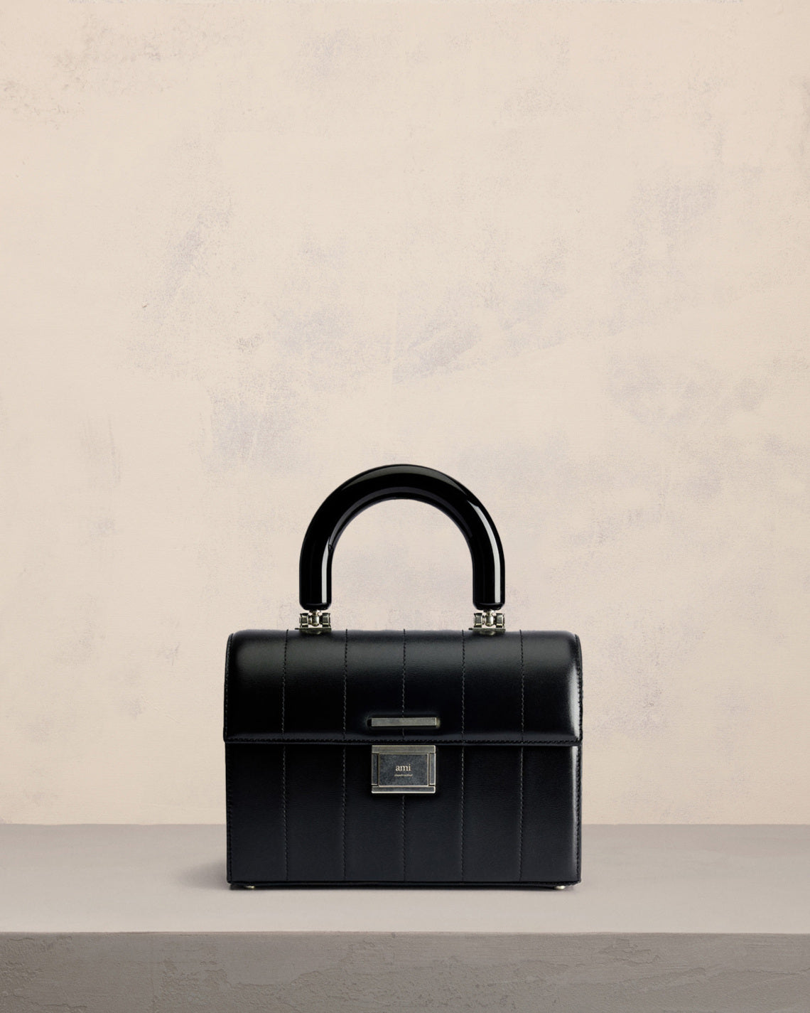 Black Déjà-Vu Bag | AMI PARIS