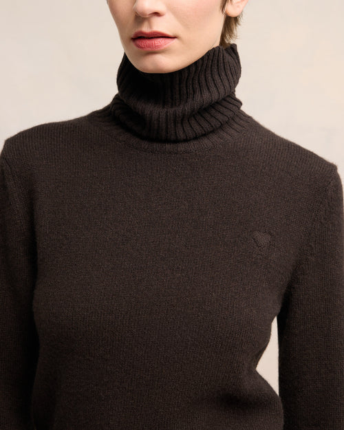 Cashmere Ami de Coeur Turtle Neck Sweater - 4 - Ami Paris