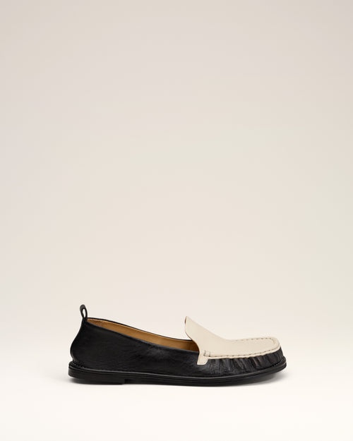 									Black Leather Midi Loafers - 3								 - Ami Paris