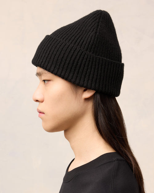 Black Wool Ami de Coeur Beanie - 5 - Ami Paris