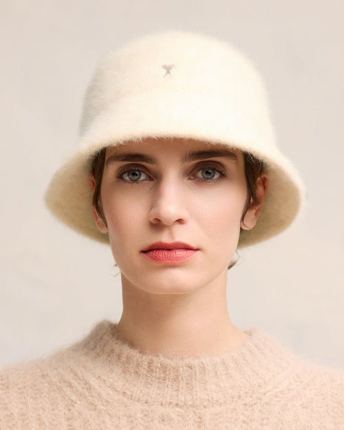 									Ami de Coeur Stud Bucket Hat - 3								 - Ami Paris