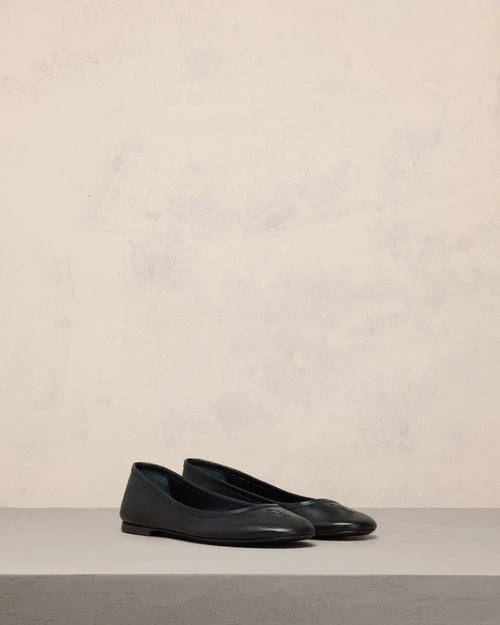 Round Toe Ami de Coeur Ballerinas - 3 - Ami Paris